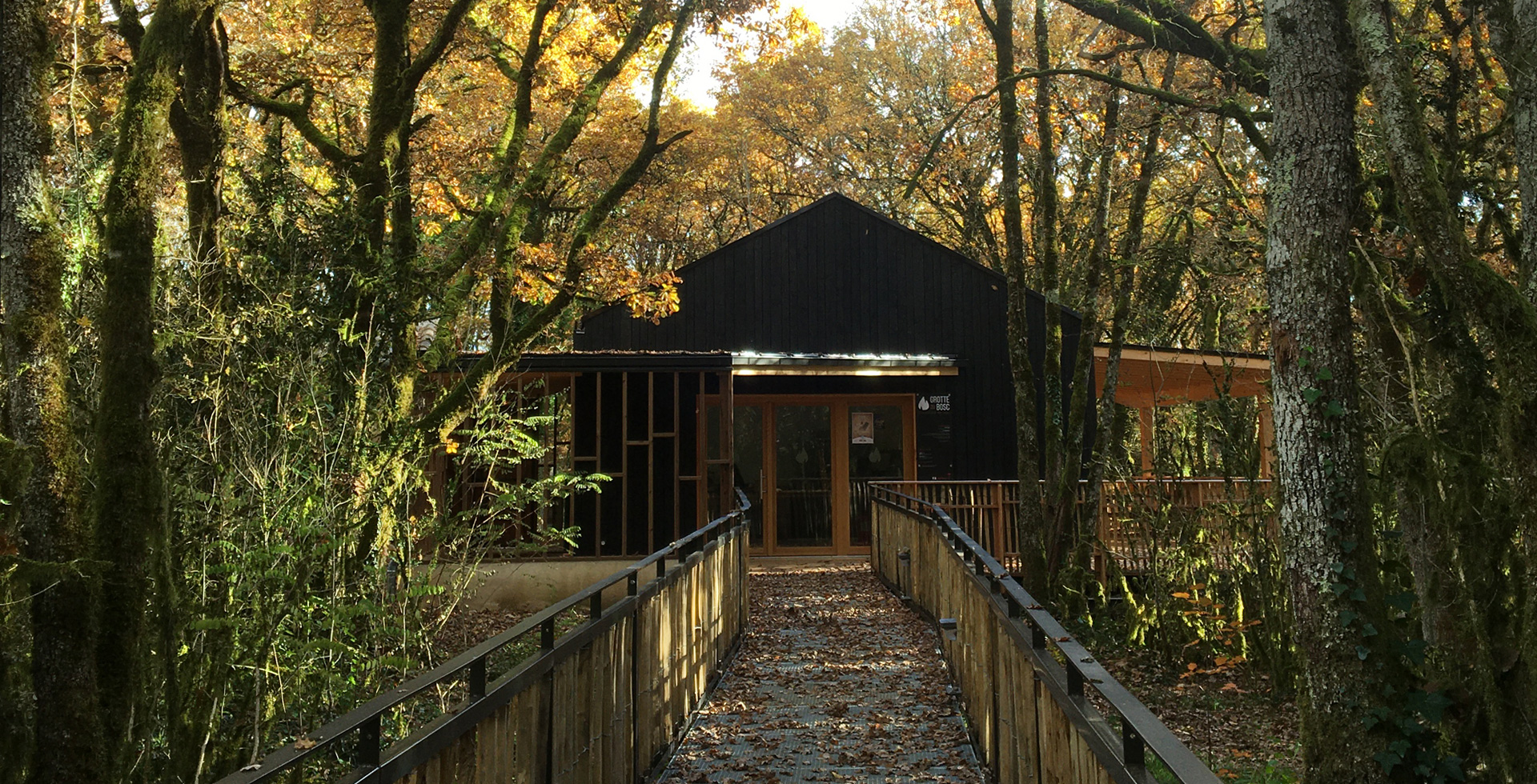 centre d'interprétation de la grotte du Bosc - 2021 © boro boro